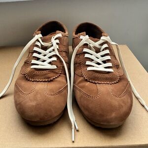 Woman’s H&M Brown Suede Shoes